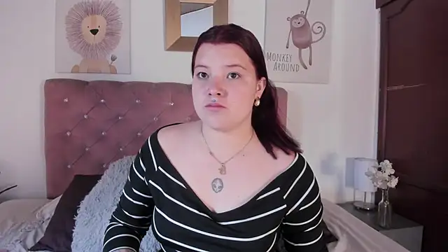 Snapshot of CelessteRedds chatting on November 14, 11:47 am CelessteRedds online show from November 14, 11:47 am