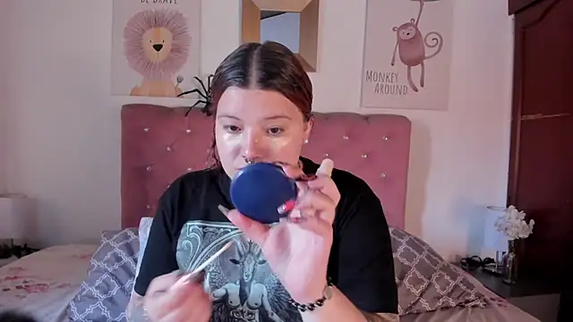 Snapshot of CelessteRedds chatting on October 30, 11:30 am CelessteRedds online show from October 30, 11:30 am