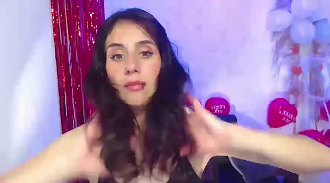 Snapshot of Melothompson chatting on February 15, 6:44 pm Melothompson online show from February 15, 6:44 pm