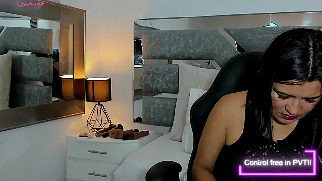 Slut Milf  online show from March 6, 7:20 pm