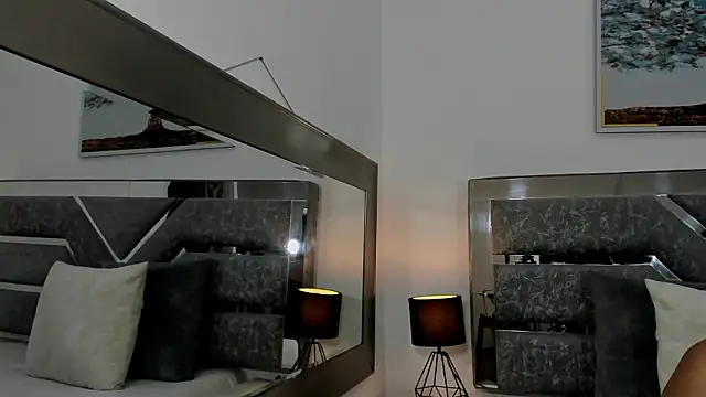 Slut Milf  online show from March 29, 1:24 pm