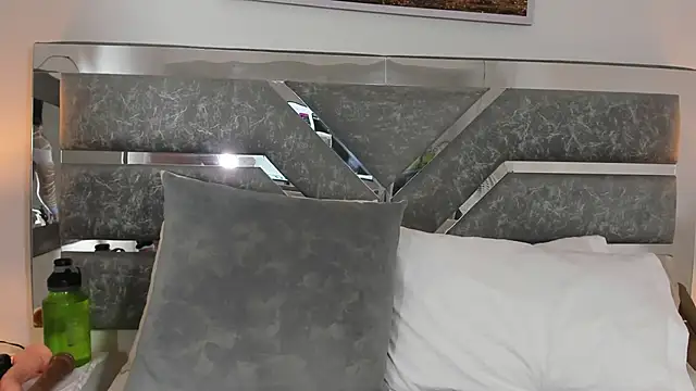 Slut Milf  online show from March 26, 11:30 am