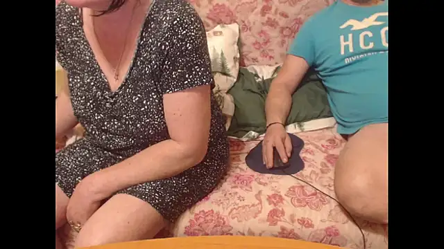 sweetcouplesweets online show from March 15, 4:08 am