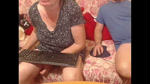 sweetcouplesweets online show from November 2, 11:48 am