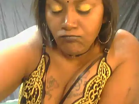 Snapshot of indiansuga chatting on October 4, 5:47 pm indiansuga online show from October 4, 5:47 pm