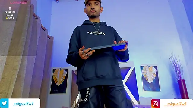 Snapshot of _miguel0 chatting on November 10, 1:16 pm miguel0 online show from November 10, 1:16 pm