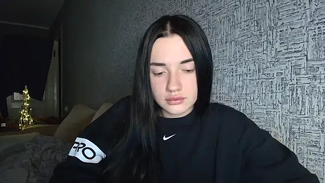 Liana diva online show from December 19, 6:43 pm