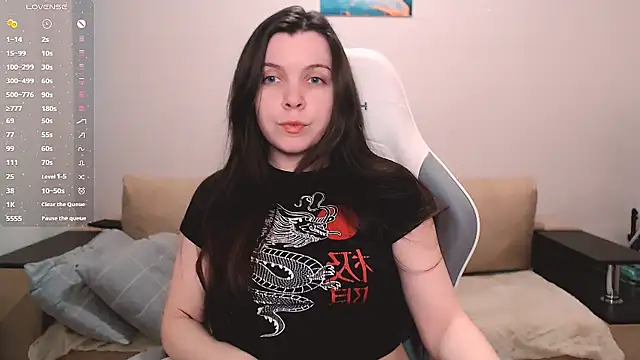 lunalovesu online show from March 22, 3:57 pm