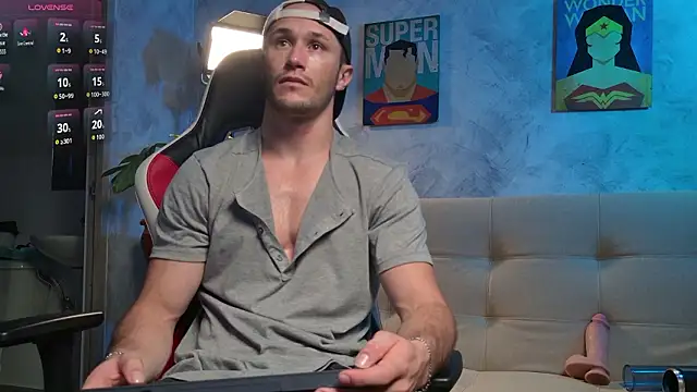 AxelFairchaild online show from February 8, 1:53 pm