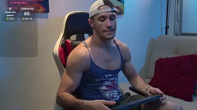 Snapshot of AxelFairchaild chatting on May 27, 1:29 pm AxelFairchaild online show from May 27, 1:29 pm