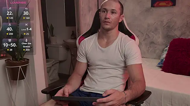 AxelFairchaild online show from April 12, 12:08 pm