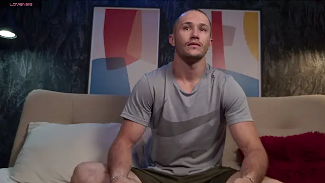 AxelFairchaild online show from November 12, 1:15 pm