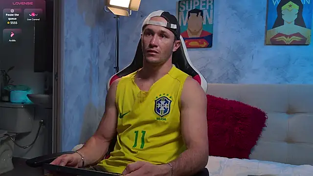 AxelFairchaild online show from January 8, 1:06 pm