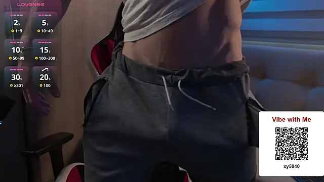 AxelFairchaild online show from April 18, 12:51 pm