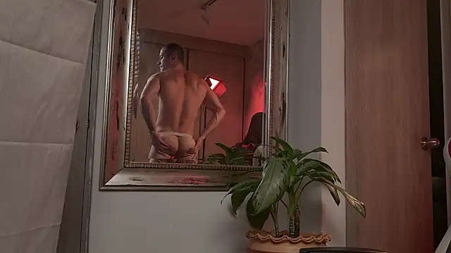 AxelFairchaild online show from March 5, 1:30 pm