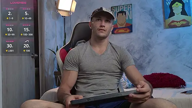 AxelFairchaild online show from March 28, 12:17 pm