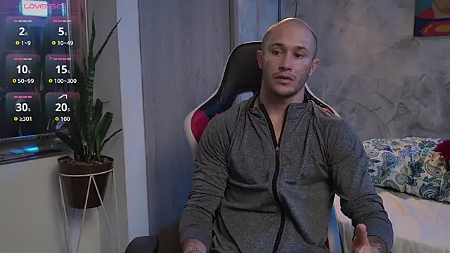 AxelFairchaild online show from April 15, 1:15 pm