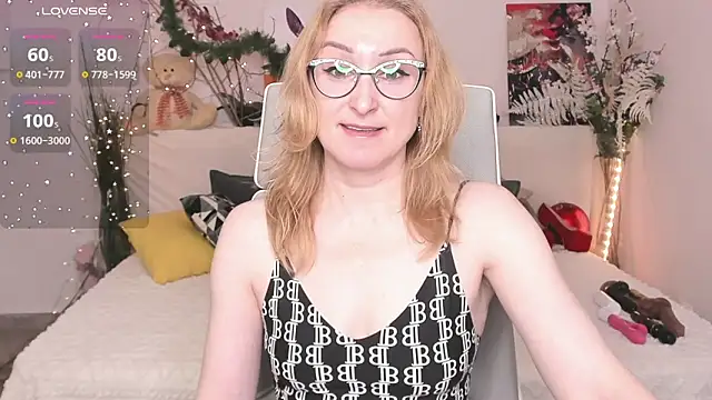 MadissonKiss online show from December 16, 2:16 am