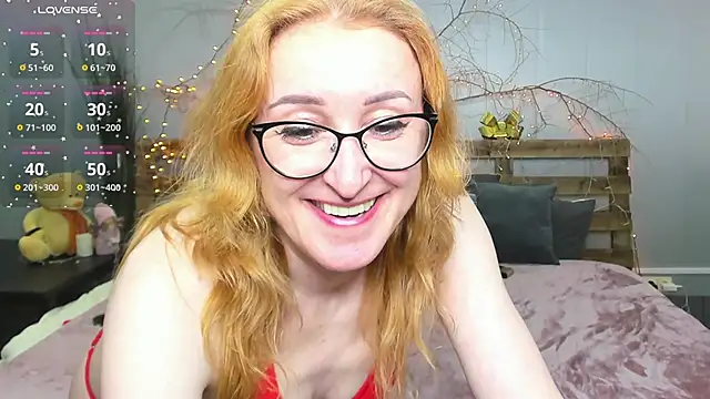 Snapshot of MadissonKiss chatting on March 16, 5:03 am MadissonKiss online show from March 16, 5:03 am