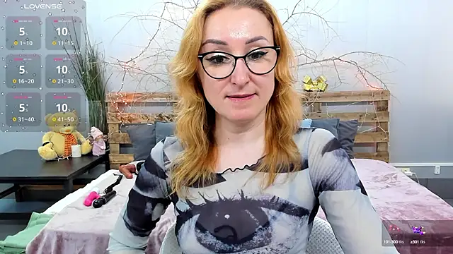 Snapshot of MadissonKiss chatting on March 5, 4:34 am MadissonKiss online show from March 5, 4:34 am