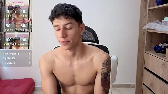 Cristopher23  online show from October 15, 2:03 pm