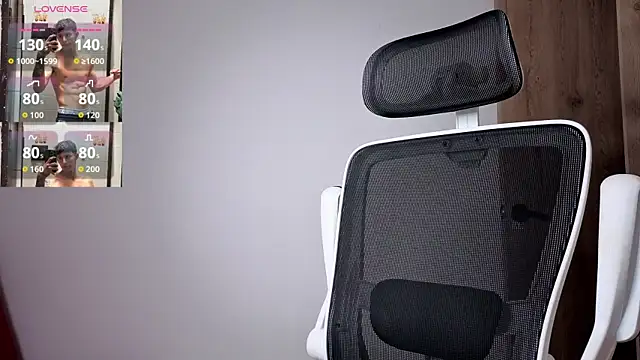 Cristopher23  online show from October 25, 10:03 am