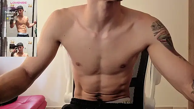 Cristopher23  online show from December 1, 1:34 pm