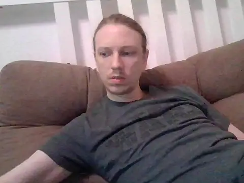 Snapshot of BigMarcCGN chatting on May 4, 8:28 am BigMarcCGN online show from May 4, 8:28 am