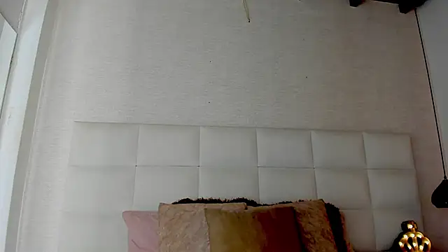 Snapshot of Mistyca chatting on March 18, 11:44 am Mistyca online show from March 18, 11:44 am