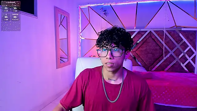 AkazaBoy  online show from March 12, 4:30 am