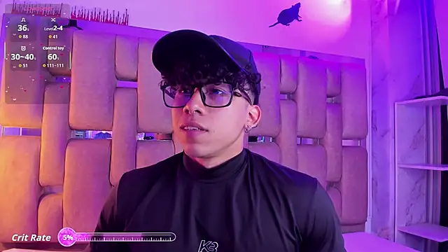 AkazaBoy  online show from October 31, 8:05 pm