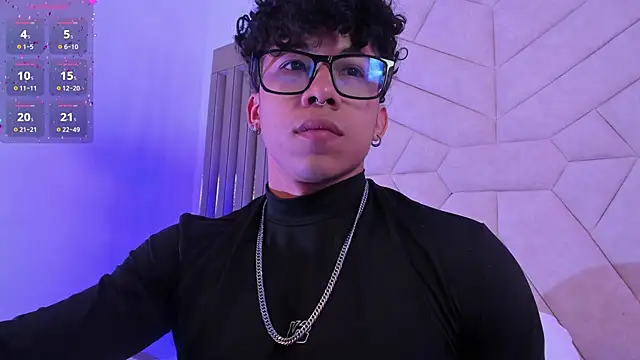 AkazaBoy  online show from November 5, 5:21 am