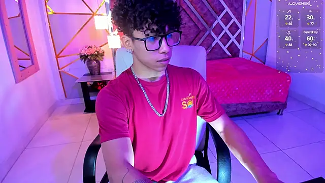 AkazaBoy  online show from March 4, 4:17 am