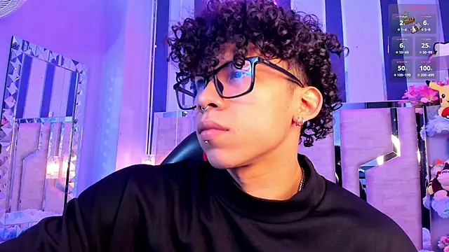 AkazaBoy  online show from March 30, 4:58 am