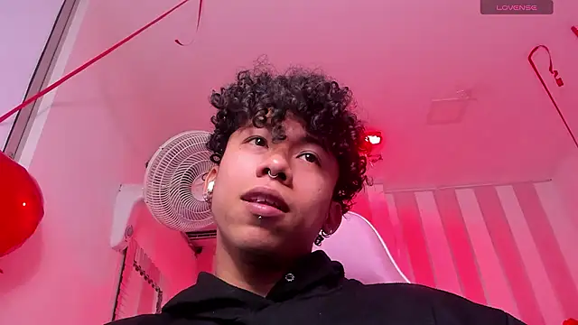 AkazaBoy  online show from February 11, 4:56 am