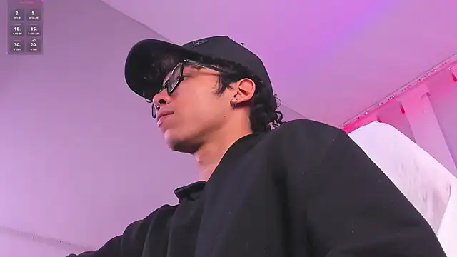 AkazaBoy  online show from June 30, 4:56 am