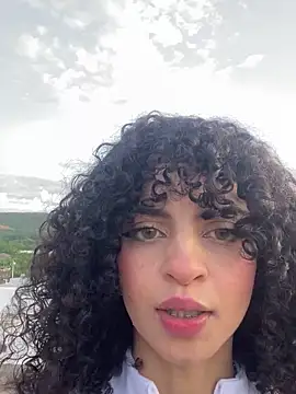 CurlyRose   online show from December 15, 9:42 pm