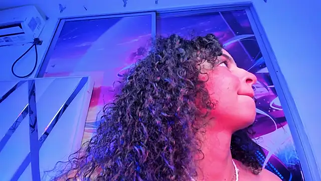 CurlyRose   online show from March 15, 2:56 am