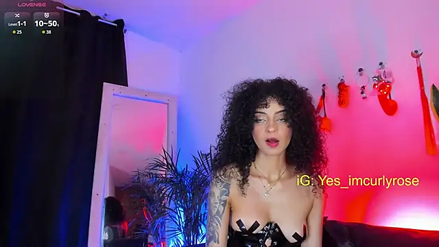 CurlyRose   online show from November 22, 9:02 pm