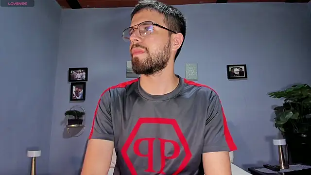 ETHAN ADAM online show from February 17, 10:27 pm