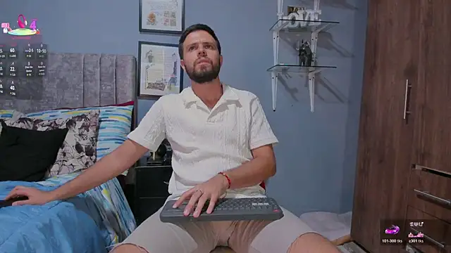 ETHAN ADAM online show from March 28, 8:32 pm