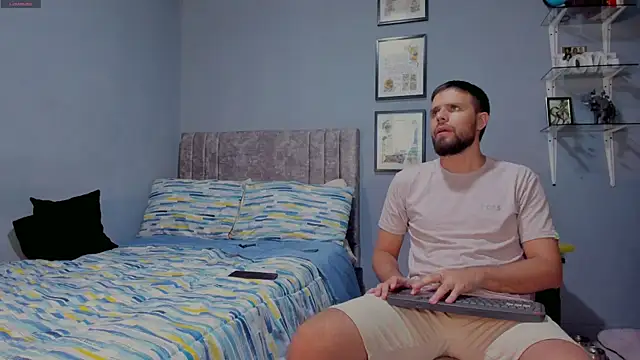 ETHAN ADAM online show from February 25, 1:28 am