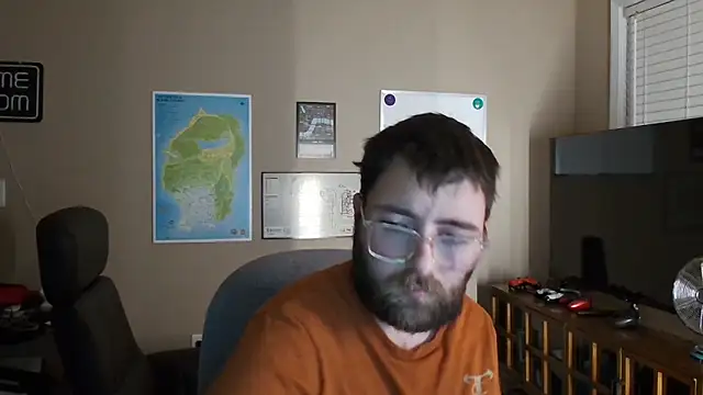 silverfish325 online show from December 16, 1:54 am