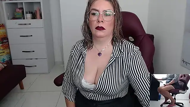 Snapshot of Serenay_ chatting on January 2, 8:57 pm Serenay online show from January 2, 8:57 pm