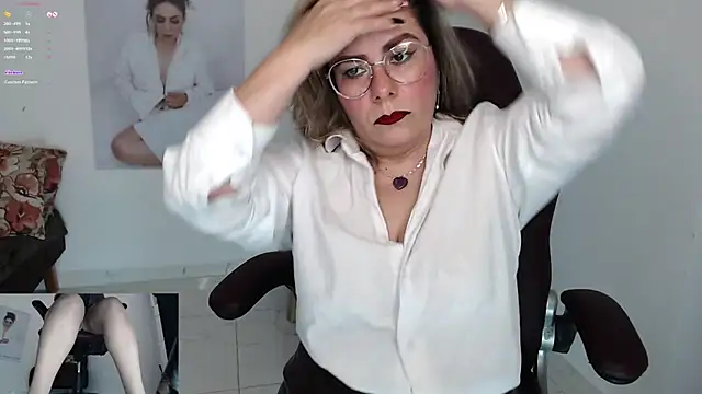 Snapshot of Serenay_ chatting on January 20, 9:22 pm Serenay online show from January 20, 9:22 pm