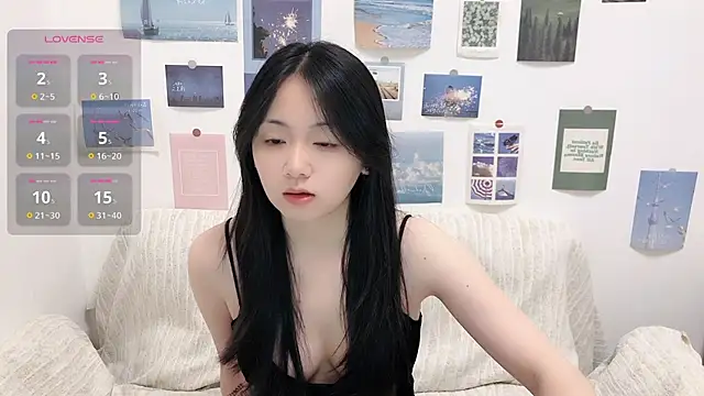 Snapshot of LiLiYbaby chatting on September 11, 6:02 am LiLiYbaby online show from September 11, 6:02 am