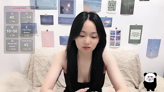 LiLiYbaby online show from October 31, 6:21 am