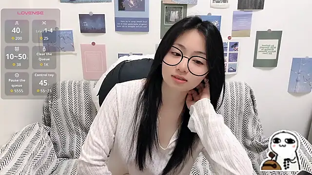 LiLiYbaby online show from April 26, 6:43 am