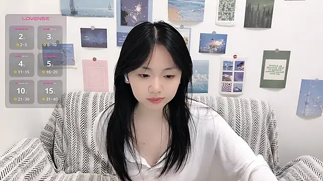 Snapshot of LiLiYbaby chatting on September 17, 6:15 am LiLiYbaby online show from September 17, 6:15 am
