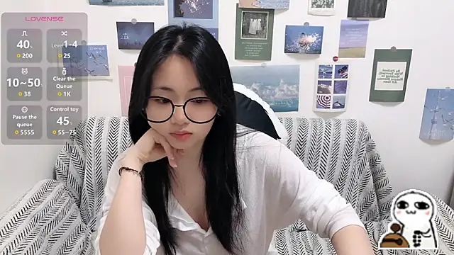 LiLiYbaby online show from April 16, 6:47 am